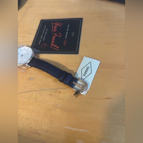 Fossil Jacqueline Women's Watch with Leather Band, Analog Watch Display - Picture 4 of 5